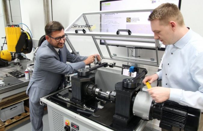 Test-eines-Werkstuecks.jpg