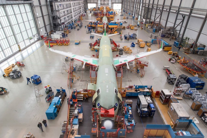 Fertigung-des-A320--Airbus-Group-Hamburg--TITV-Greiz-Copyright-Airbus-Group-Hamburg.jpg