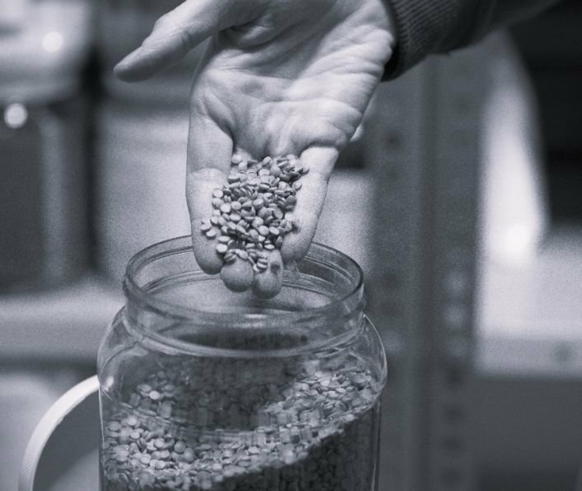 Compounds-Copyright-Benvic.jpg