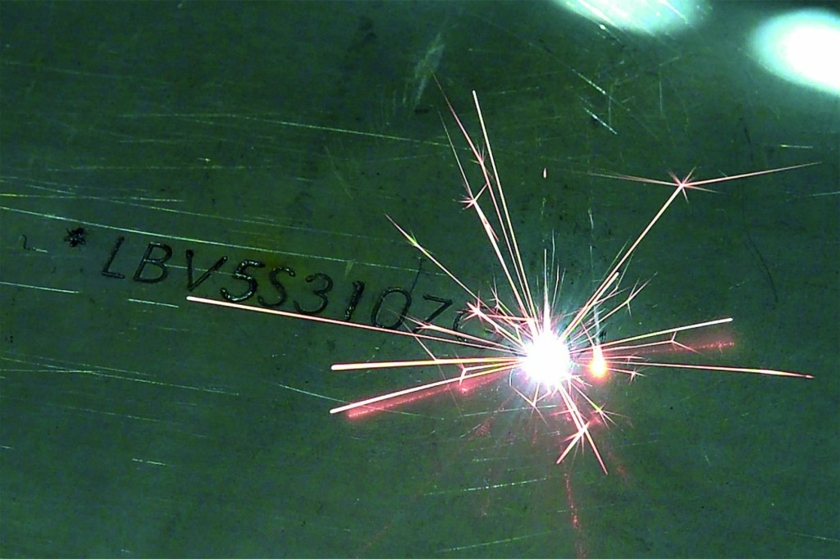 Laser-Tiefengravur-Copyright-REA-Elektronik.jpg