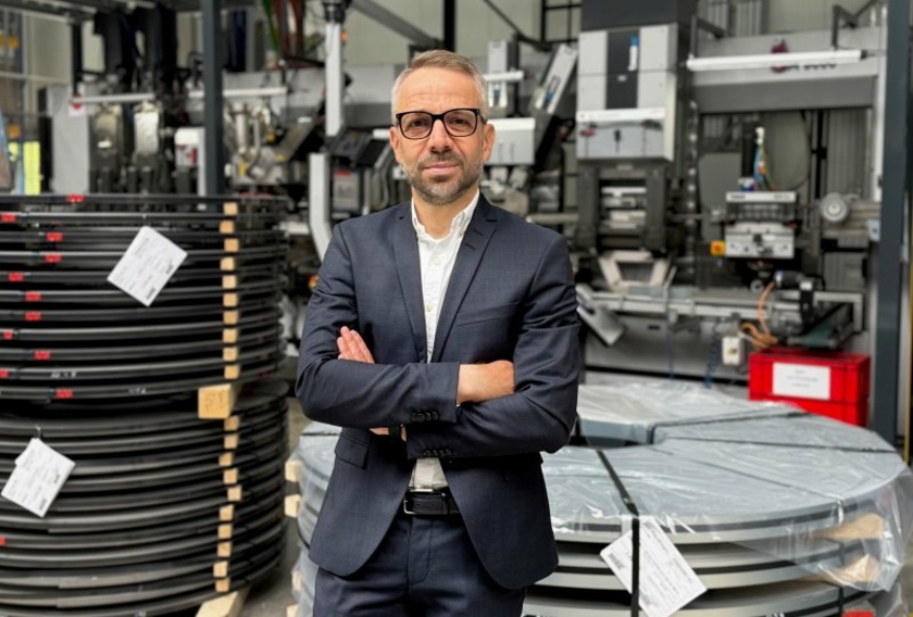 Angelo-Castrignano-Copyright-Industrieverband-Blechumformung--IBU-.jpg
