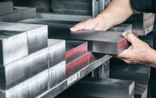 Materialbezeichnung-Copyright-Meusburger.jpg