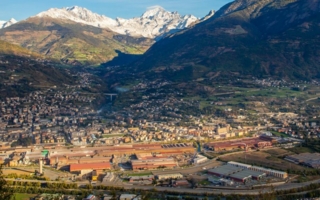 Cogne-Zentrale-im-Aostatal.jpg