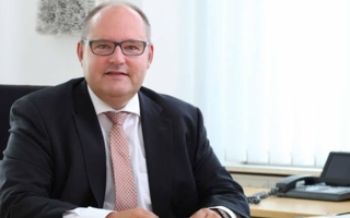 Dr--Uwe-Peter-Weigmann-Copyright-VDKM.jpg