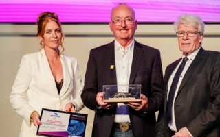 Big5Award.jpg