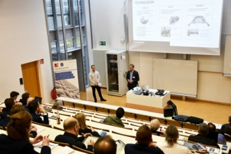Landshuter-Leichtbau-Colloquium-Copyright-Hochschule-Landshut.jpg