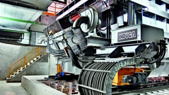 Aluminium-melting-casting-Copyright-Otto-Junker.jpg
