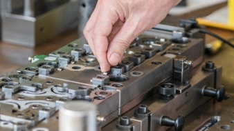 Werkzeugwartung--Copyright-iT-Engineering.jpg