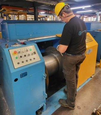 Drahtziehmaschinen-Produktion-Copyright-Laemnea-Bruk.jpg