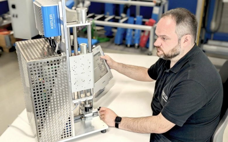 High-Speed-Montage- und Fügetechnik trifft auf exakte Kraftmessung 