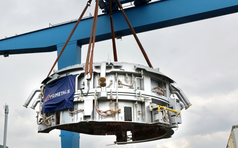 Giga-Elektrolichtbogenofen in Bau