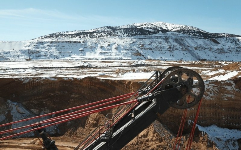 Synthetic pendants cut mining equipment stress and extend asset life